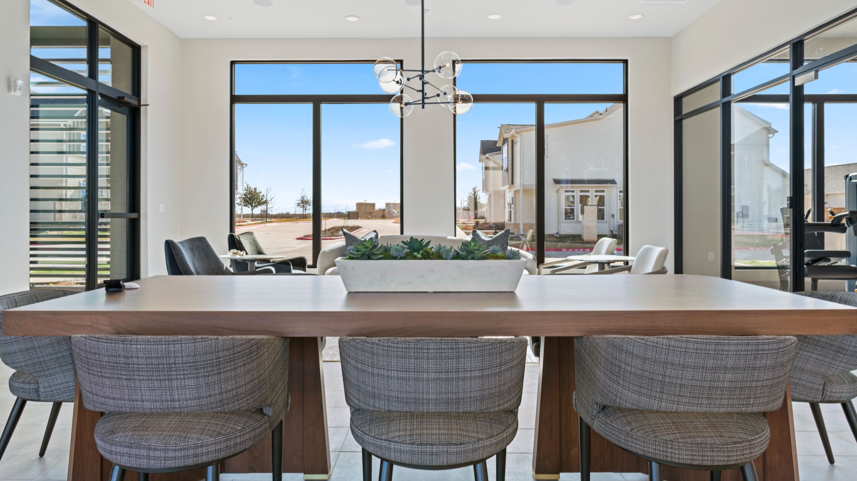 17c Clubhouse Dining Area 3 Oak Table Plaid Chairs