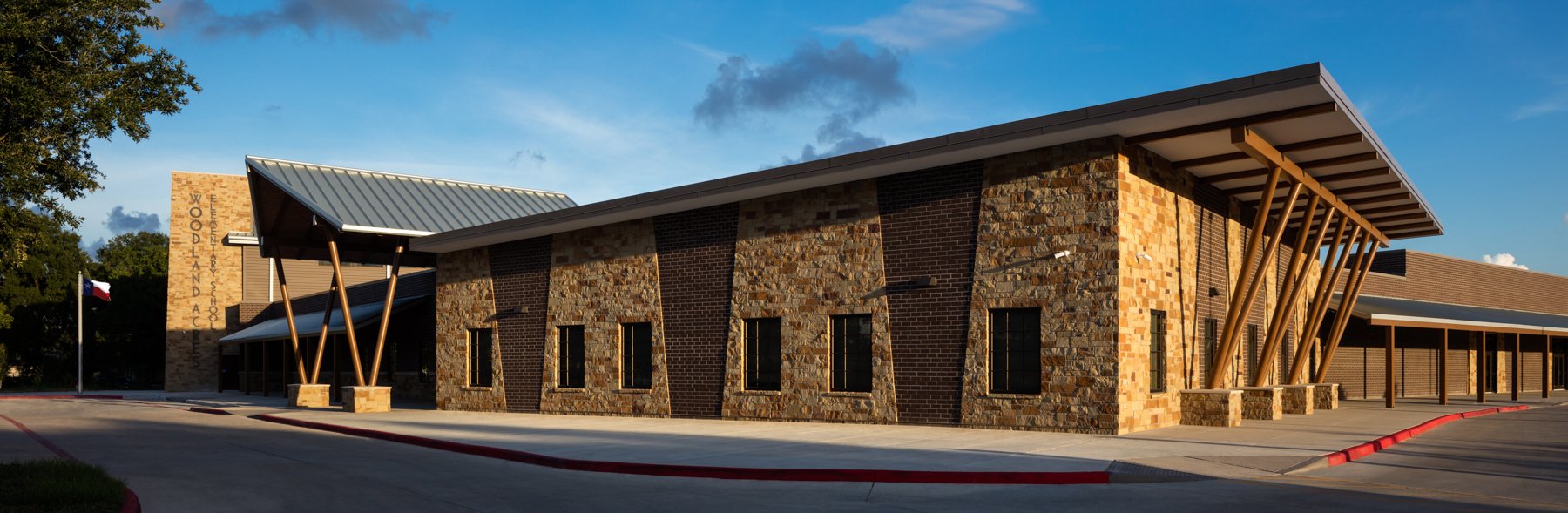 1426 11A3942 cropped