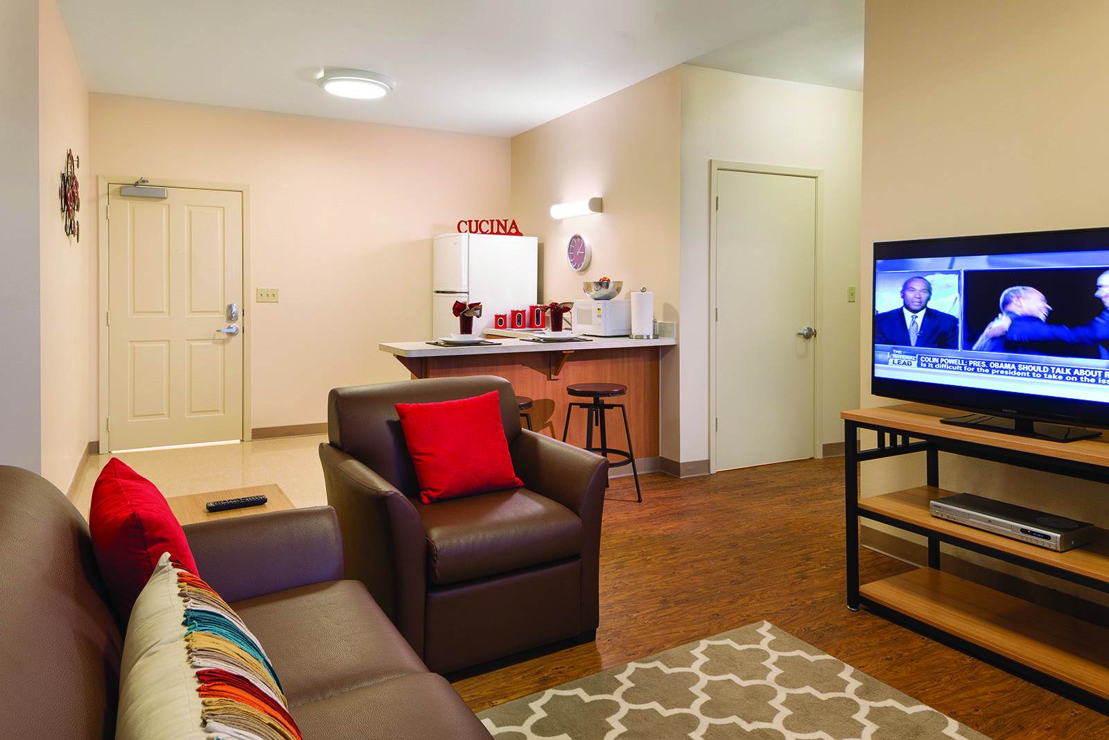 Jaguar Suites Student Housing