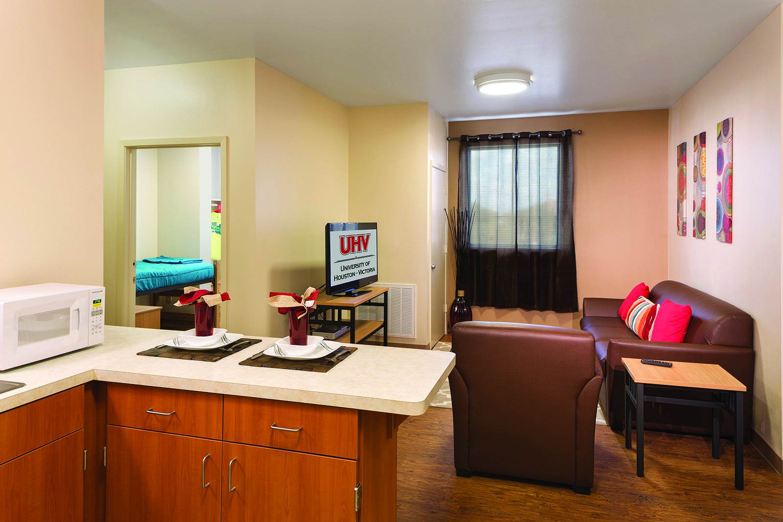 Jaguar Suites Student Housing